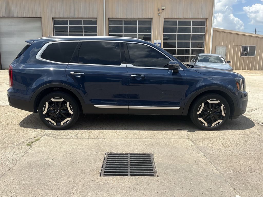 2023 Kia Telluride S Black at AutoSavvy Houston Northwest