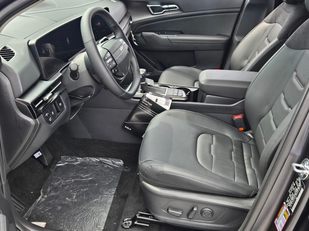 2027 Kia Sportage - $38,130