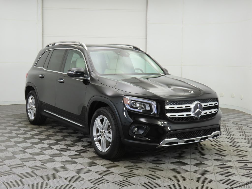 Thumbnail: 2023 Mercedes-Benz GLB - 3