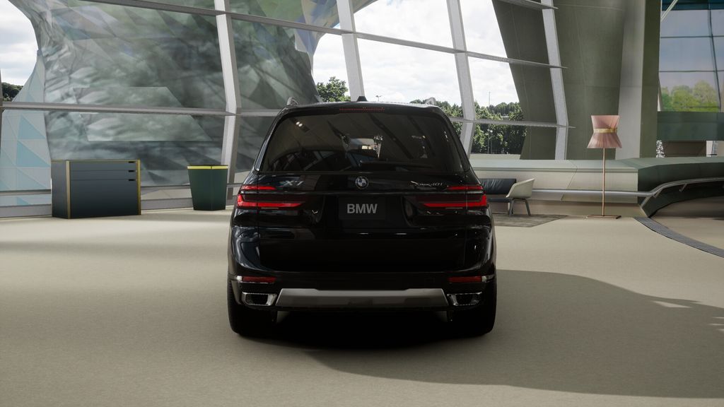 Thumbnail: 2026 BMW X7 - 32
