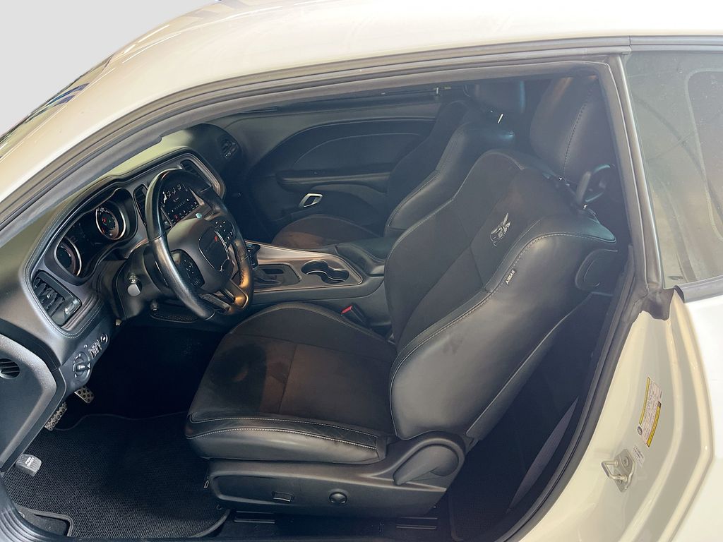Used 2023 White Dodge R/T Scat Pack image 24