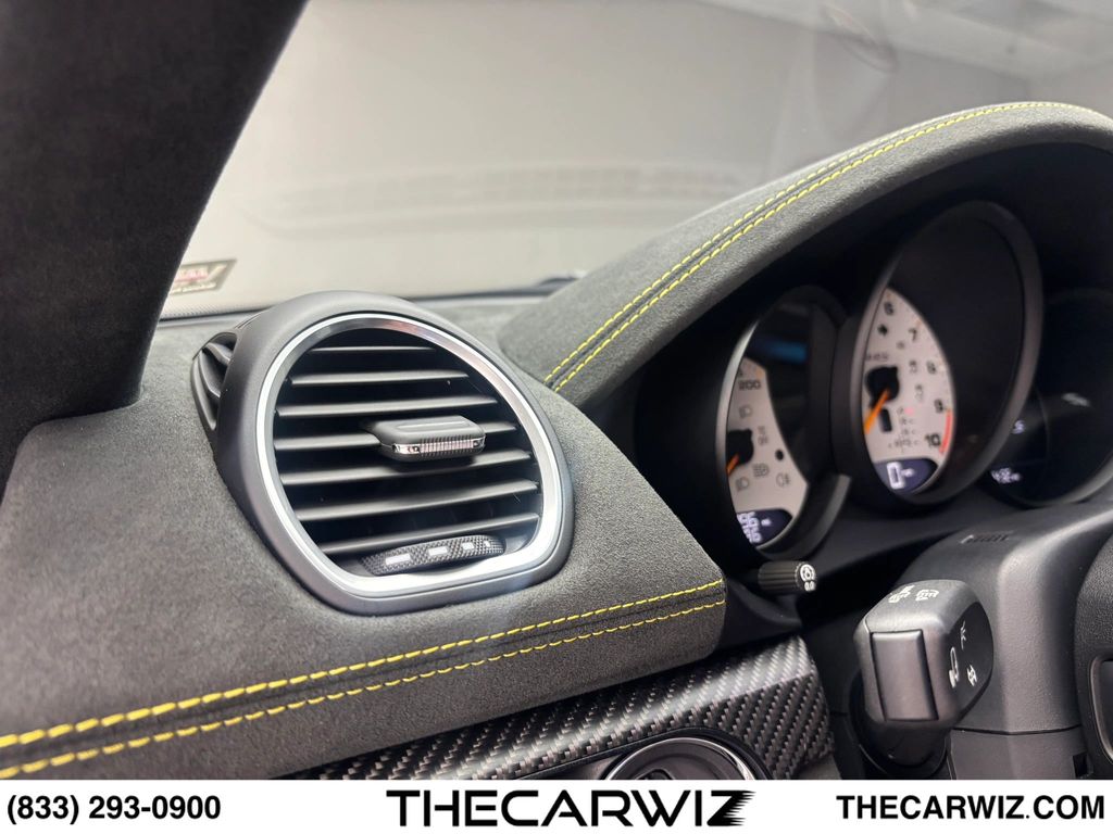 2023 Porsche 718 Cayman