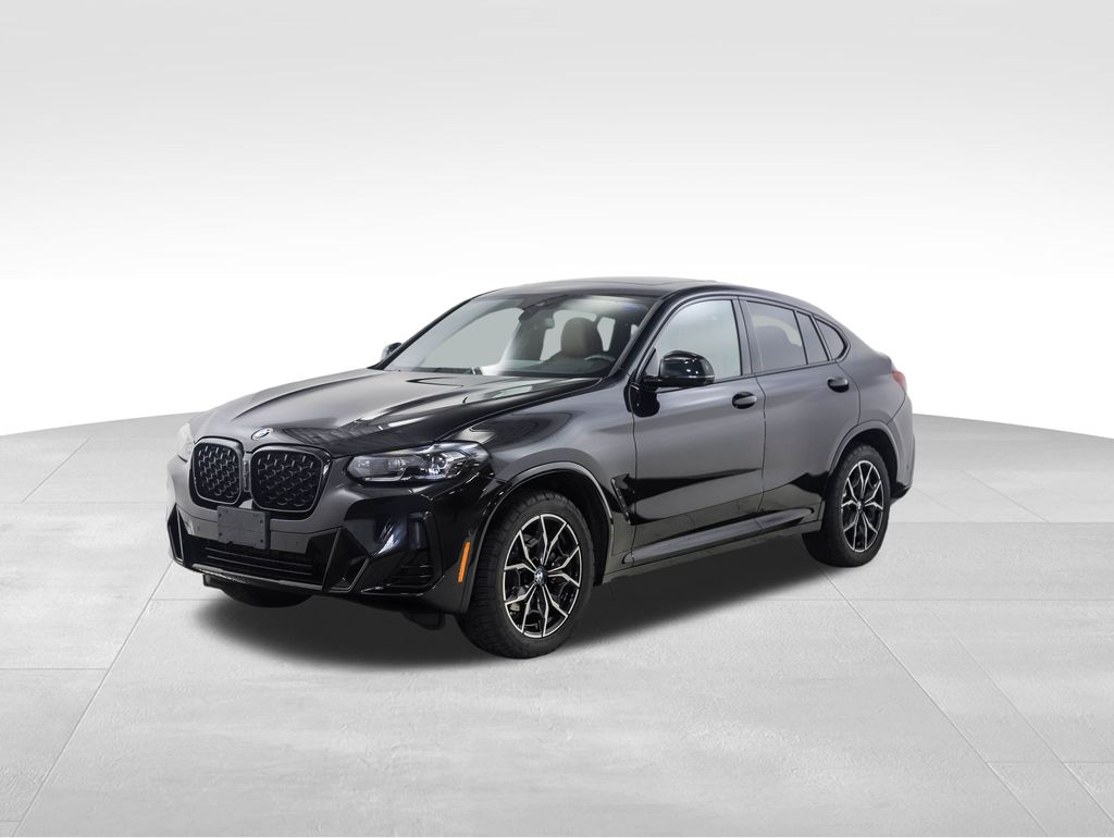 Thumbnail: 2023 BMW X4 - 1