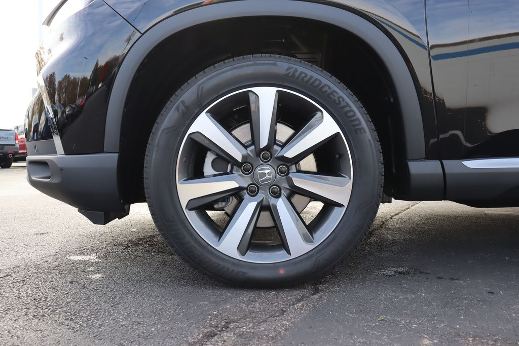 Thumbnail: 2025 Honda Pilot - 10