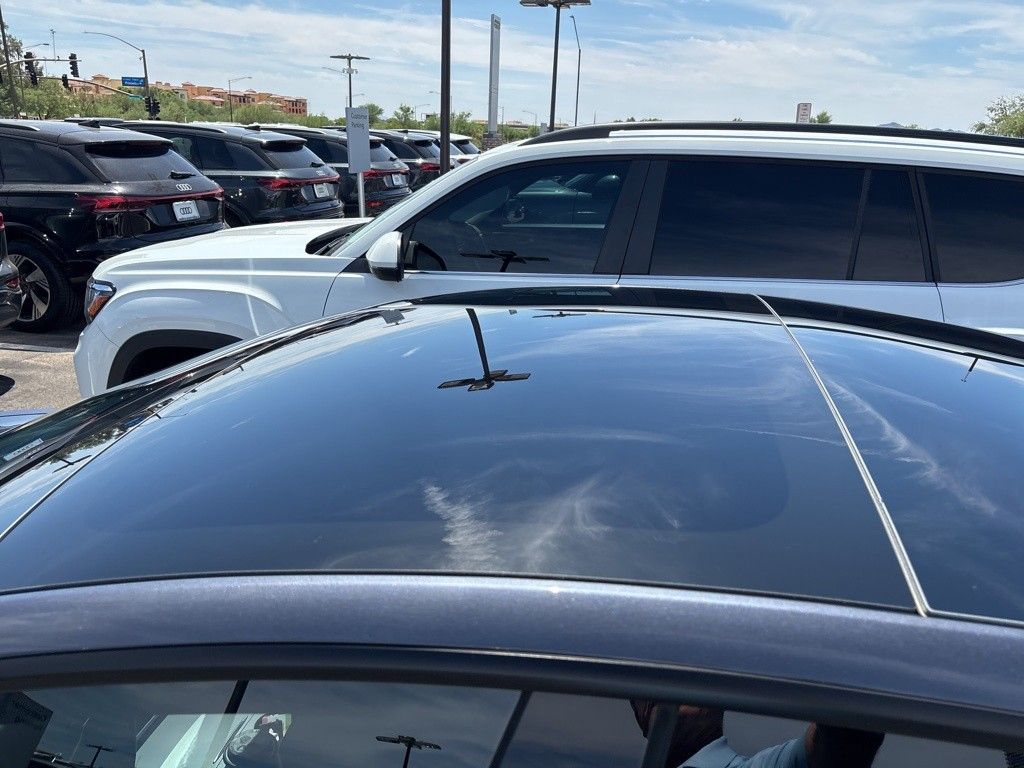 Thumbnail: 2023 Tesla Model 3 - 7