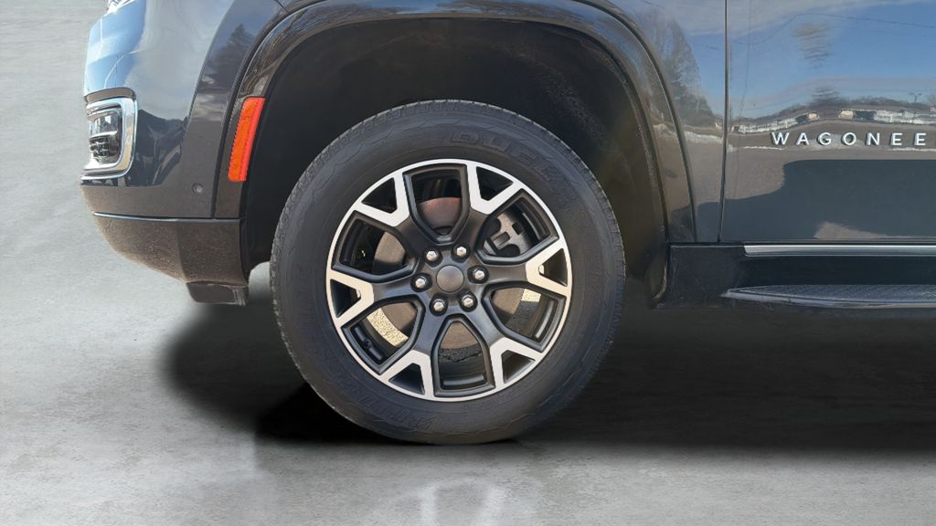 2024 Wagoneer L Wagoneer L