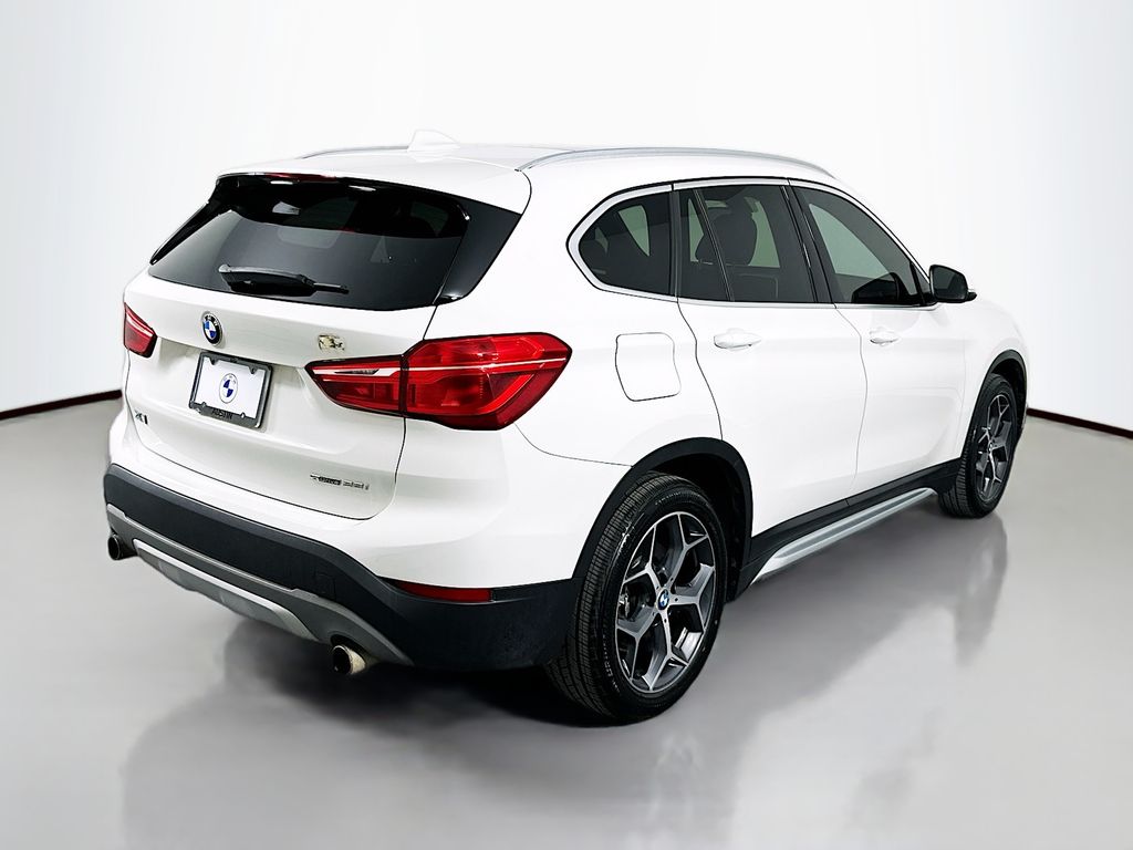 Thumbnail: 2018 BMW X1 - 5