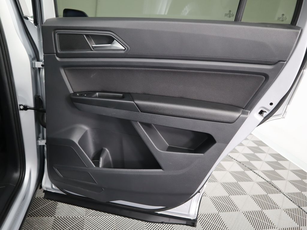 2019 Volkswagen Atlas S 28