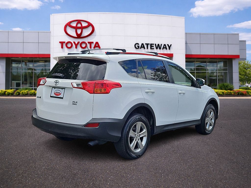 Thumbnail: 2015 Toyota RAV4 - 5