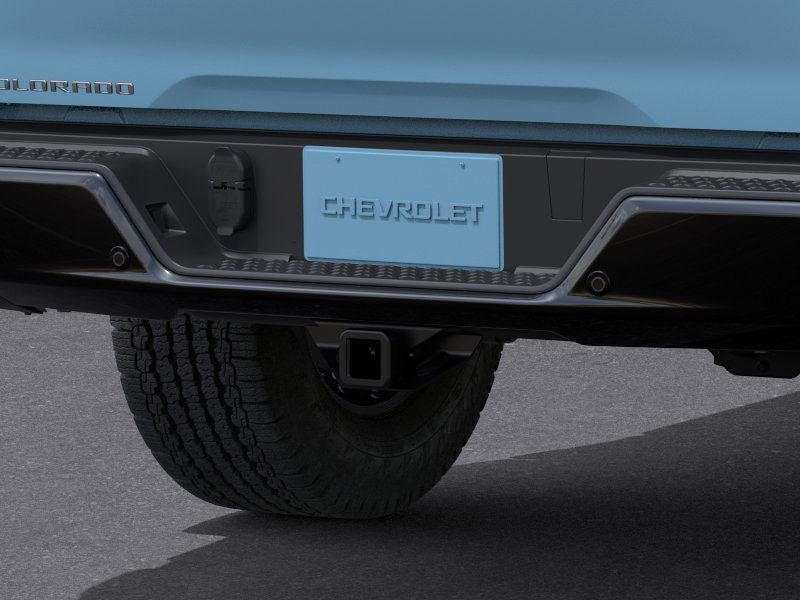 New 2026 Gray Chevrolet Z71 image 15