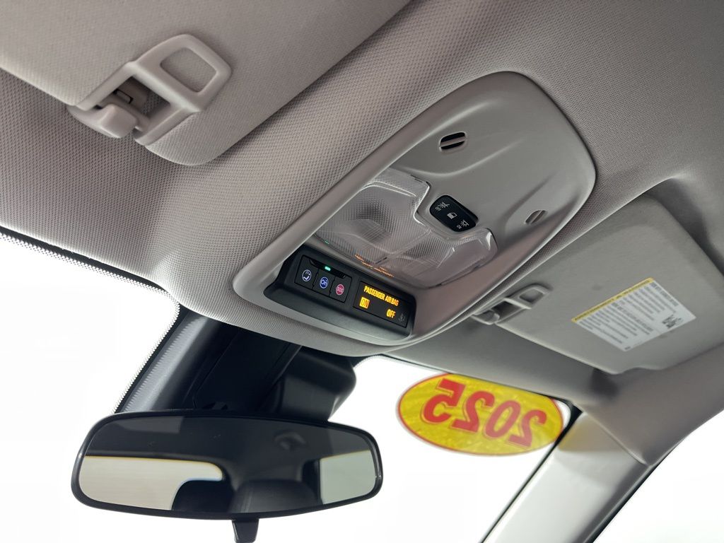 Thumbnail: 2025 Chevrolet TrailBlazer - 23