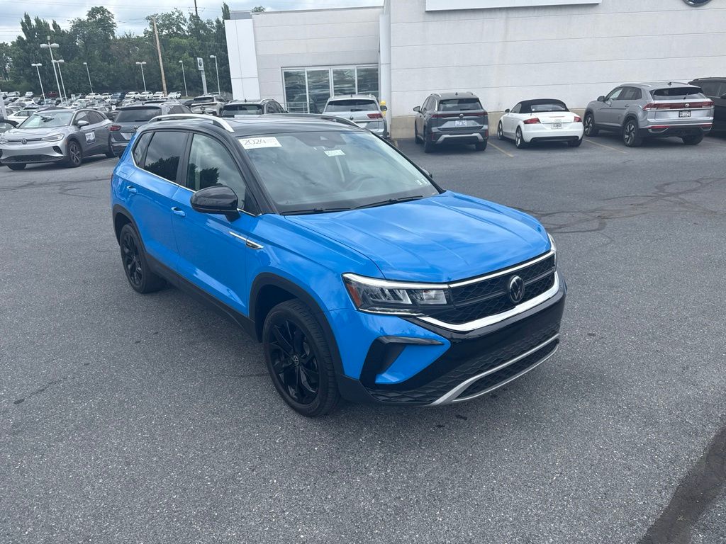 2024 Volkswagen Taos 1.5T SE Blue at Subaru and VW of Moon Township