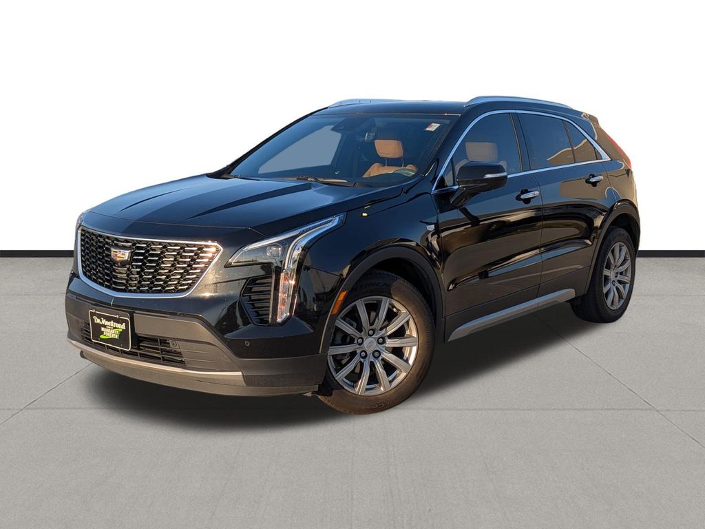 2022 Cadillac XT4 Premium Luxury FWD