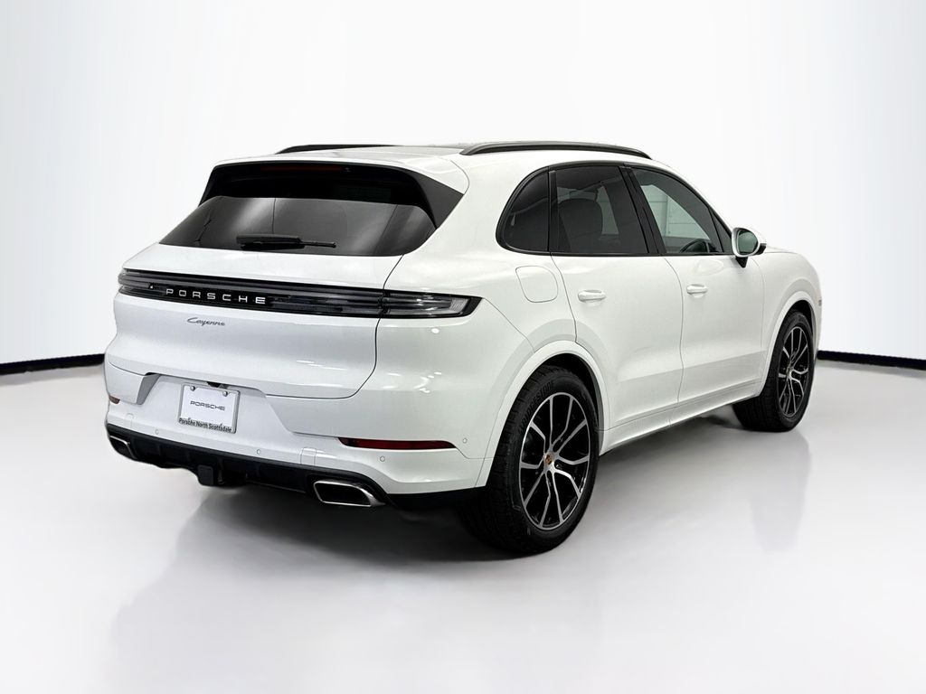 Thumbnail: 2026 Porsche Cayenne - 7