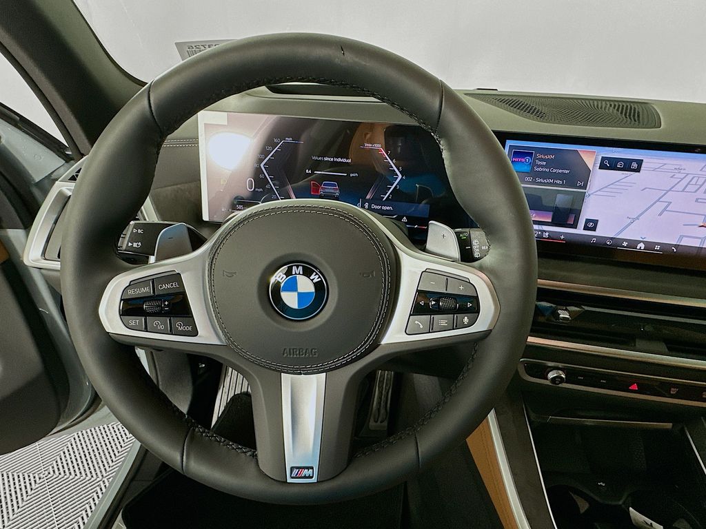 Thumbnail: 2026 BMW X5 - 10