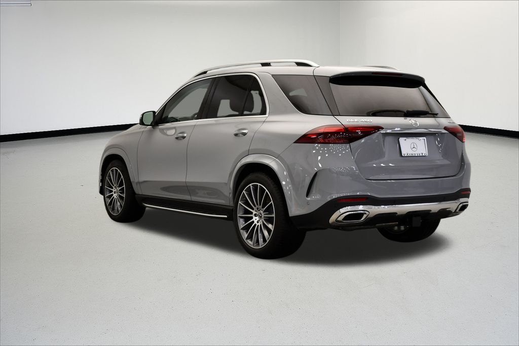 Thumbnail: 2026 Mercedes-Benz GLE - 3