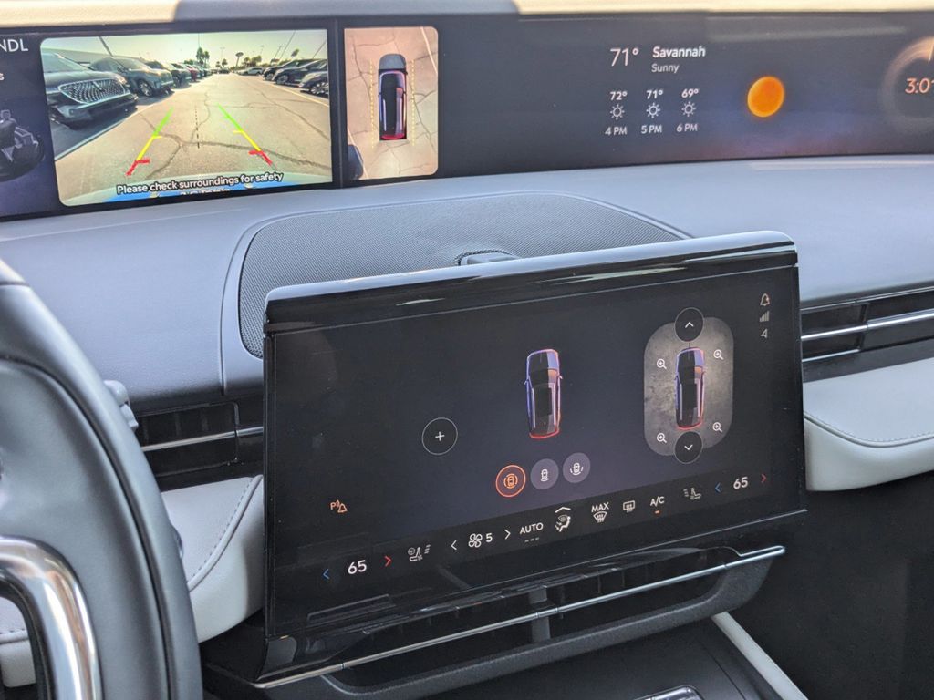 2025 Lincoln Nautilus Reserve