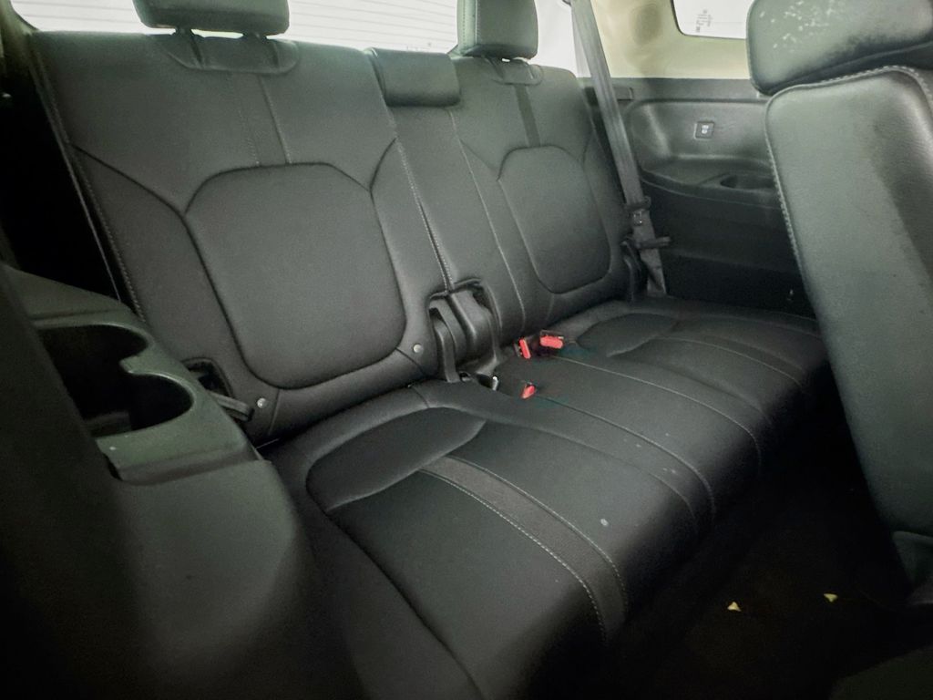 Used Car 2025 Honda Pilot  Touring For Sale Under $50,000 In Austin, Texas