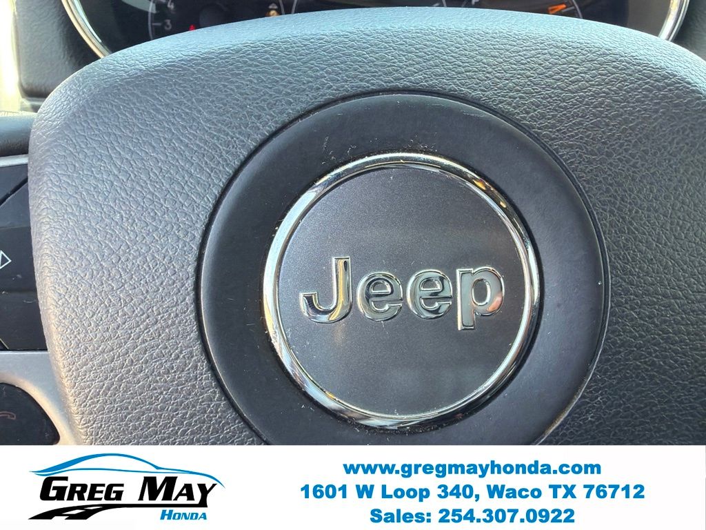 2019 Jeep Grand Cherokee Altitude Gray at Greg May Honda