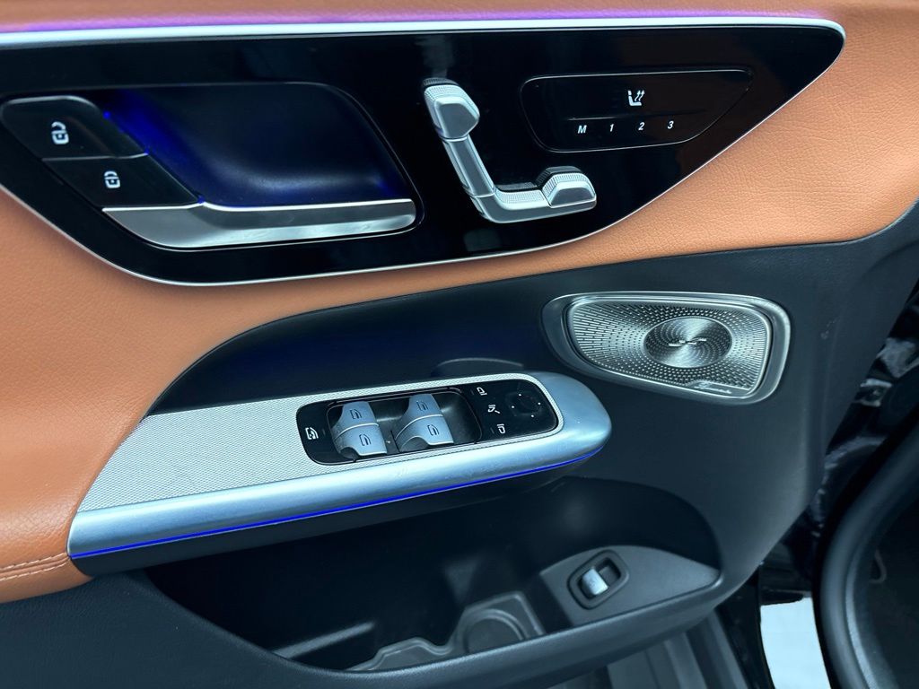 Thumbnail: 2023 Mercedes-Benz GLC - 5