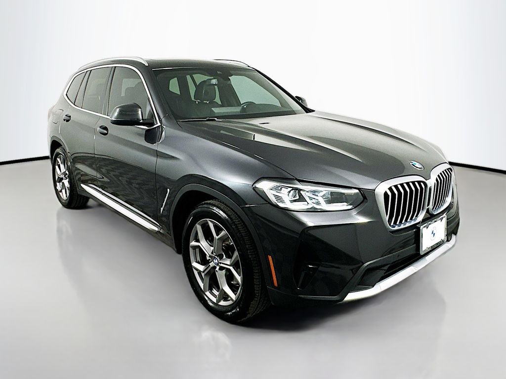 Thumbnail: 2022 BMW X3 - 3