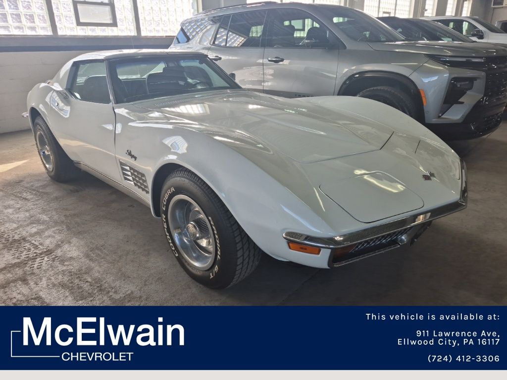 White 1972 Chevrolet Corvette Coupe Automatic