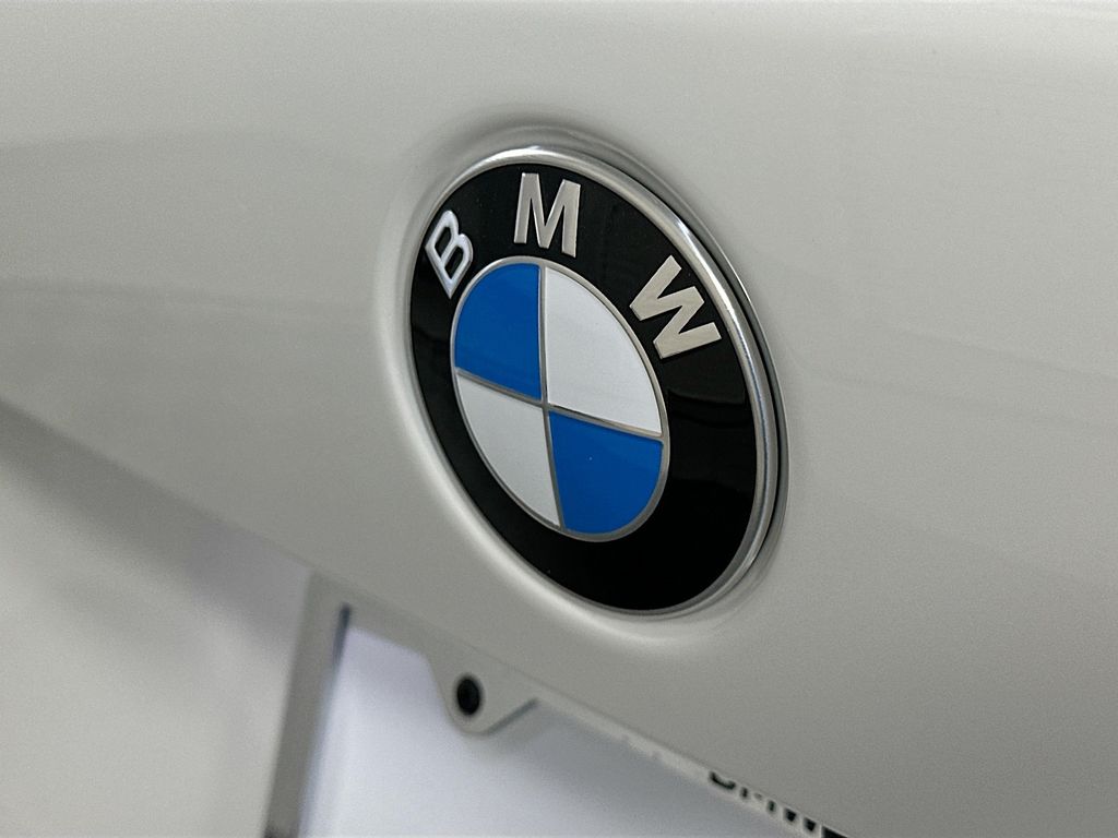 Thumbnail: 2026 BMW X5 - 22