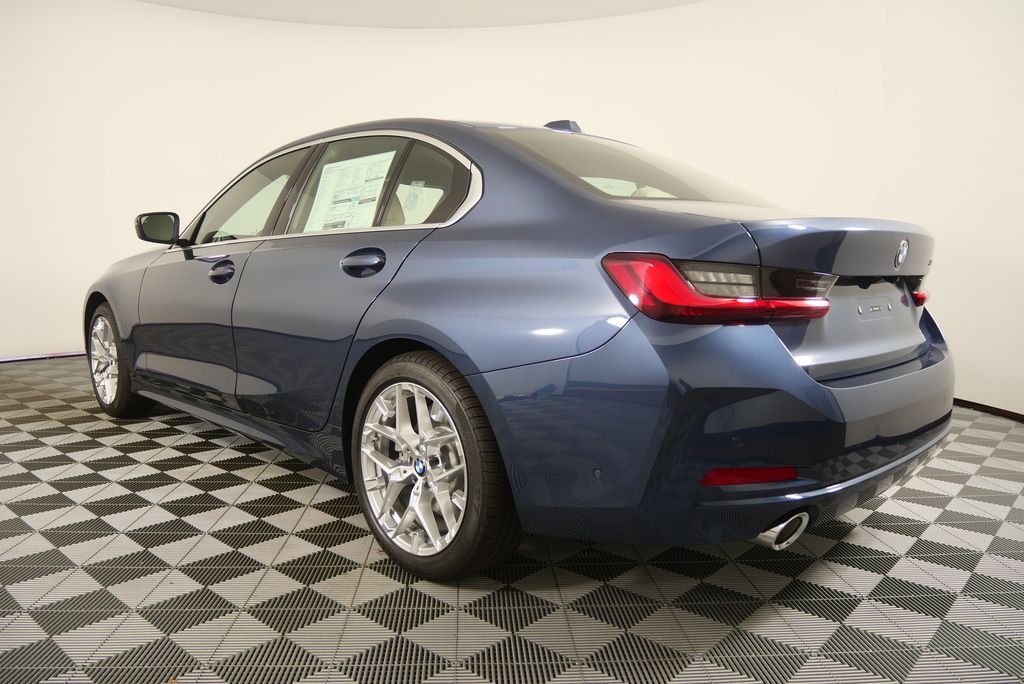 Thumbnail: 2026 BMW 3 Series - 5