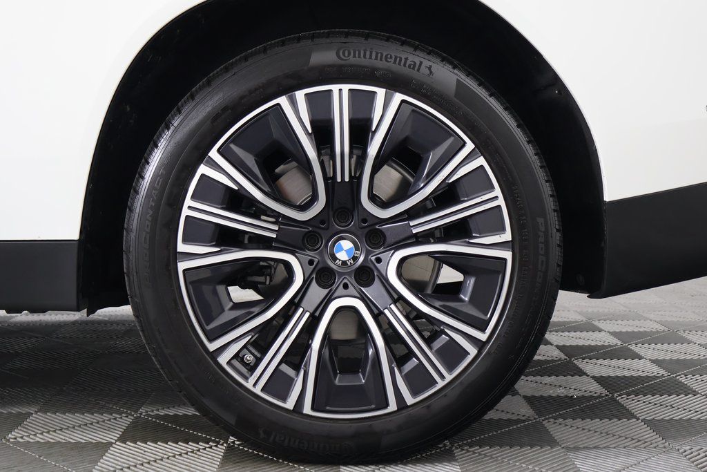 Thumbnail: 2026 BMW X3 - 16
