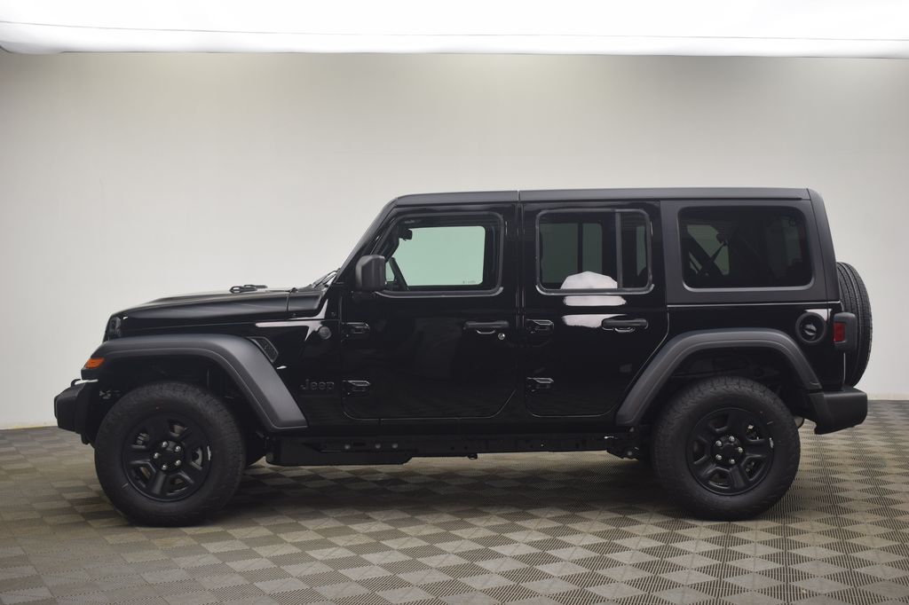 new 2026 Jeep Wrangler car, priced at $39,386