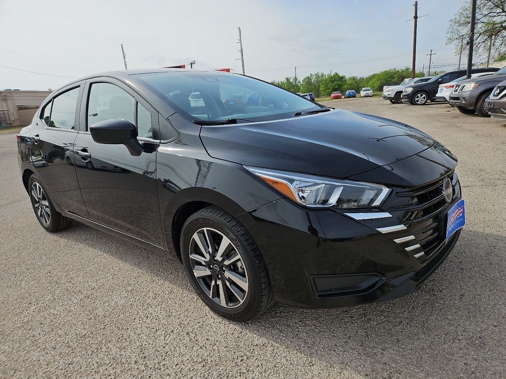 Super Black Metallic 2024 Nissan Versa SV FWD Sedan Front-Wheel Drive Continuously Variable Transmission