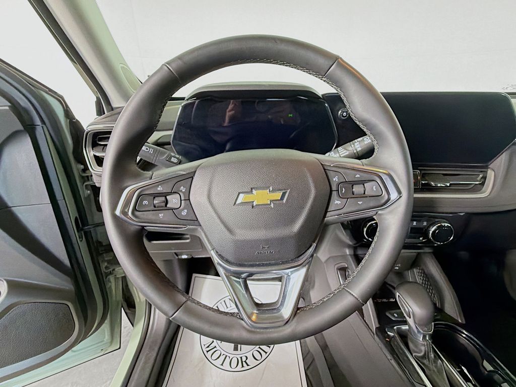 Used 2025 Chevrolet TrailBlazer SUV