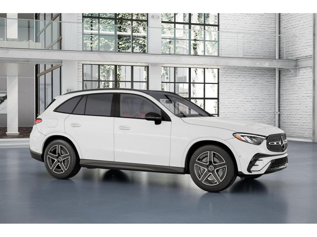 2025 Mercedes-Benz GLC 300 13