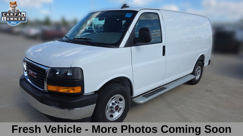 2025 GMC Savana Cargo 2500 RWD