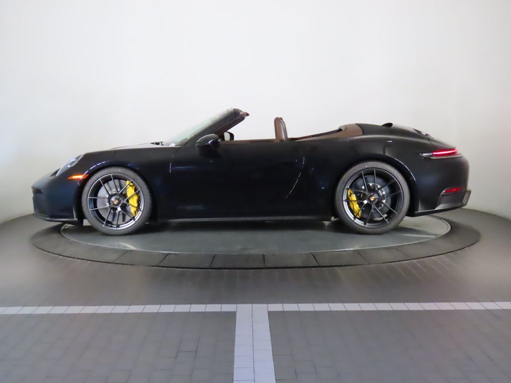 Thumbnail: 2025 Porsche 911 - 12