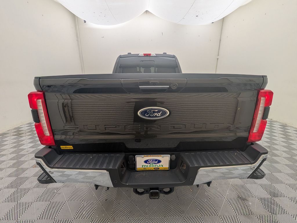 2024 Bronze Metallic Ford Super Duty F-350 SRW Lariat 4X4 Truck