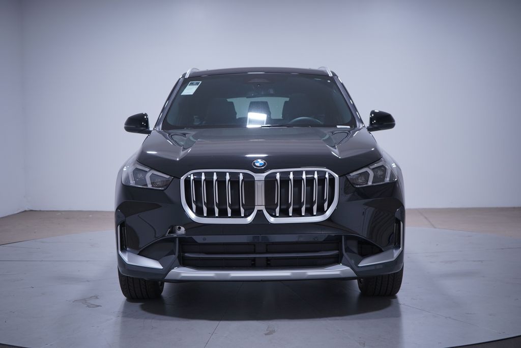 2025 BMW X1 xDrive28i 4