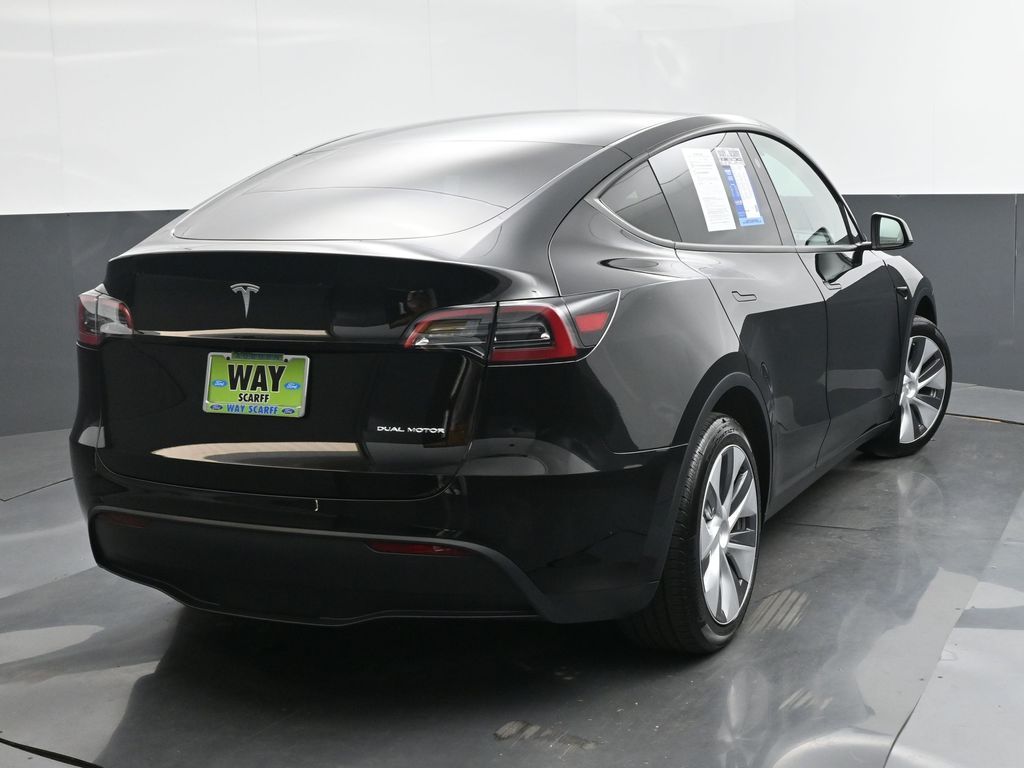 2025 Tesla Model Y Long Range Dual Motor All-Wheel Drive