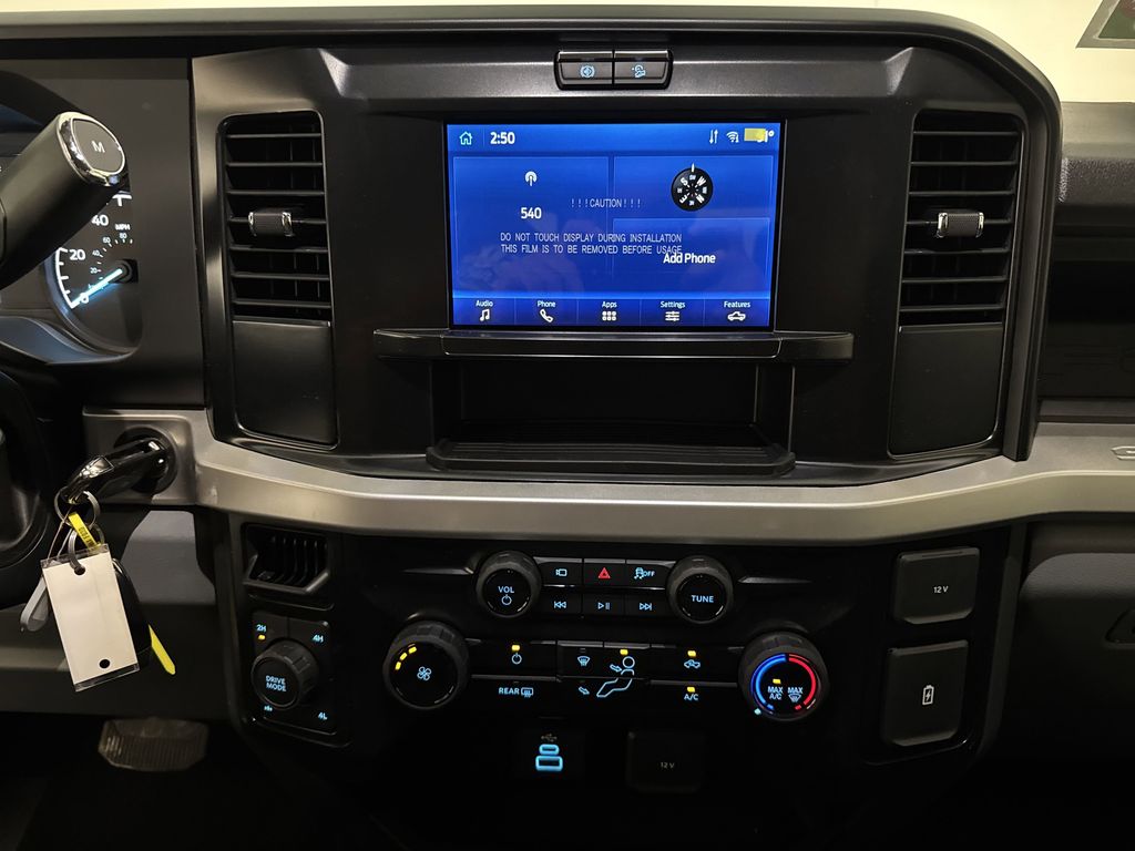2025 Ford F-250 photo 9