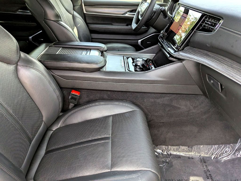 Used Car 2023 Jeep Wagoneer  Series Ii For Sale Under $40,000 In Taylor, Texas