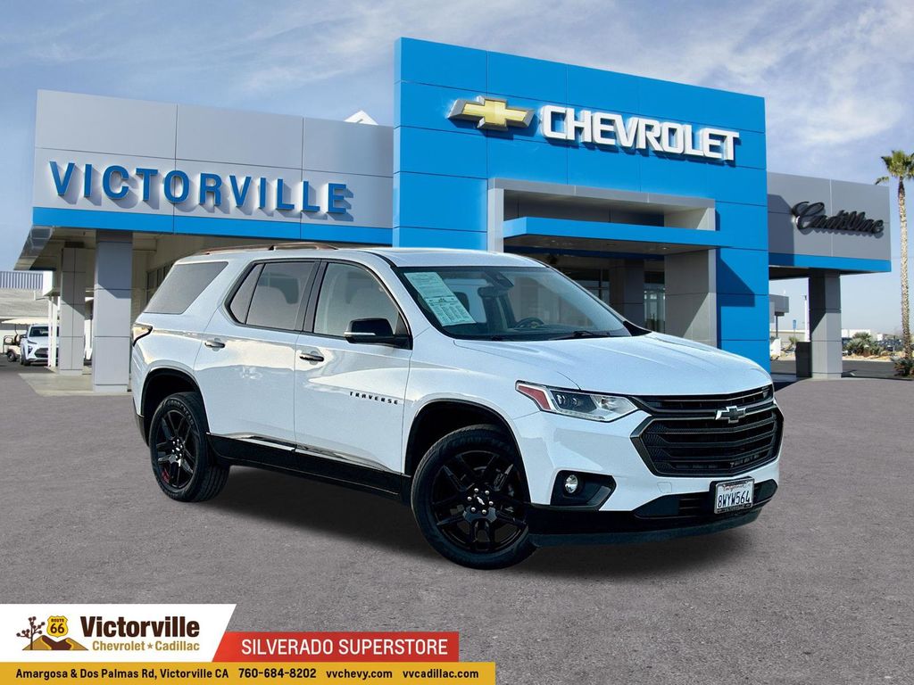 Summit White 2021 Chevrolet Traverse SUV / Crossover Front-Wheel Drive 9-Speed Automatic