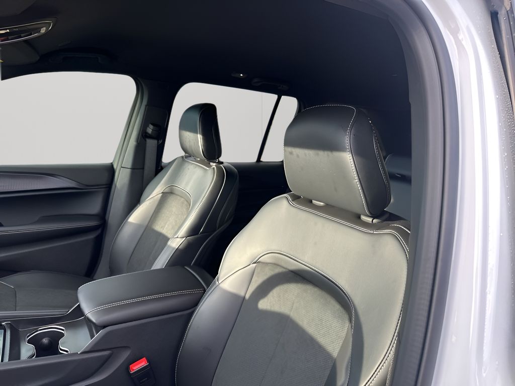 New Car 2025 Jeep Grand Cherokee  For Sale Under $40,000 In Austin, Texas