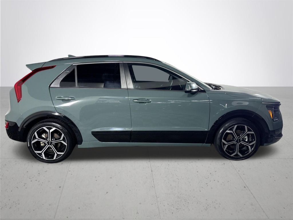 2023 Kia Niro SX Touring