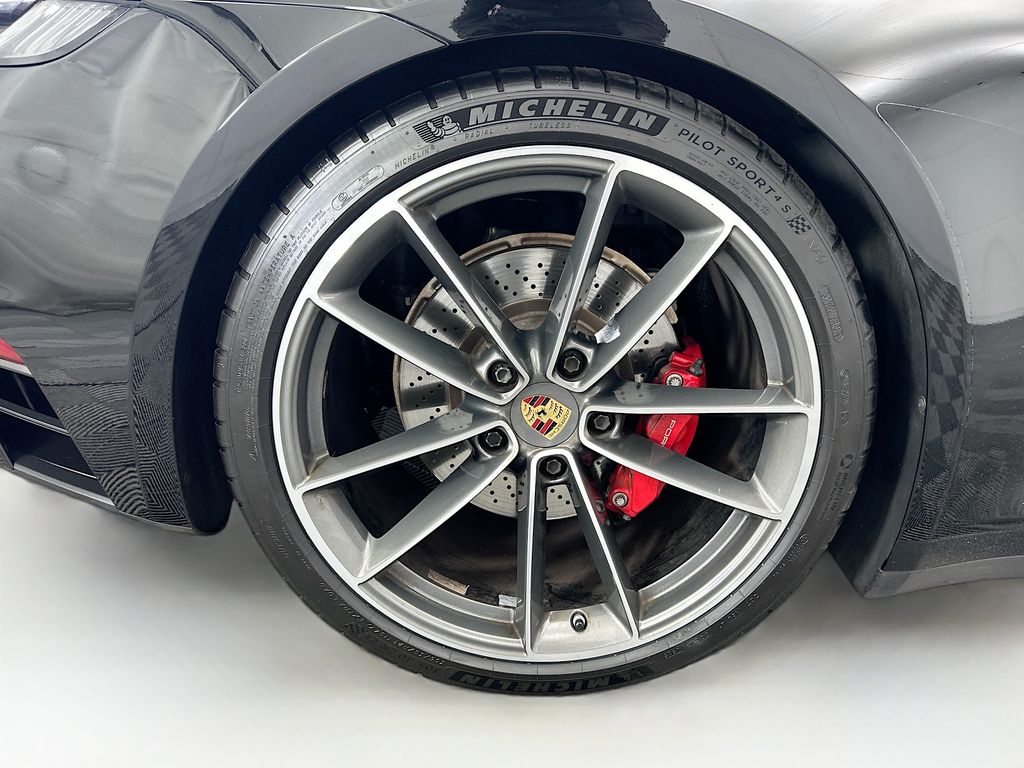 Thumbnail: 2023 Porsche 911 - 31