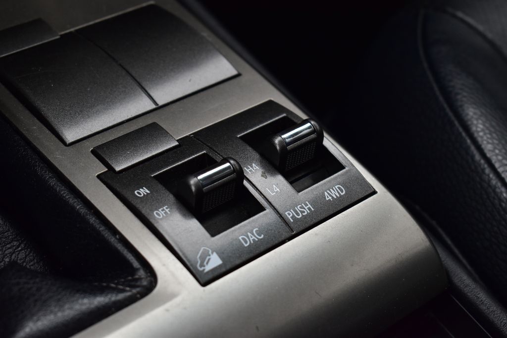 Thumbnail: 2015 Lexus GX - 23