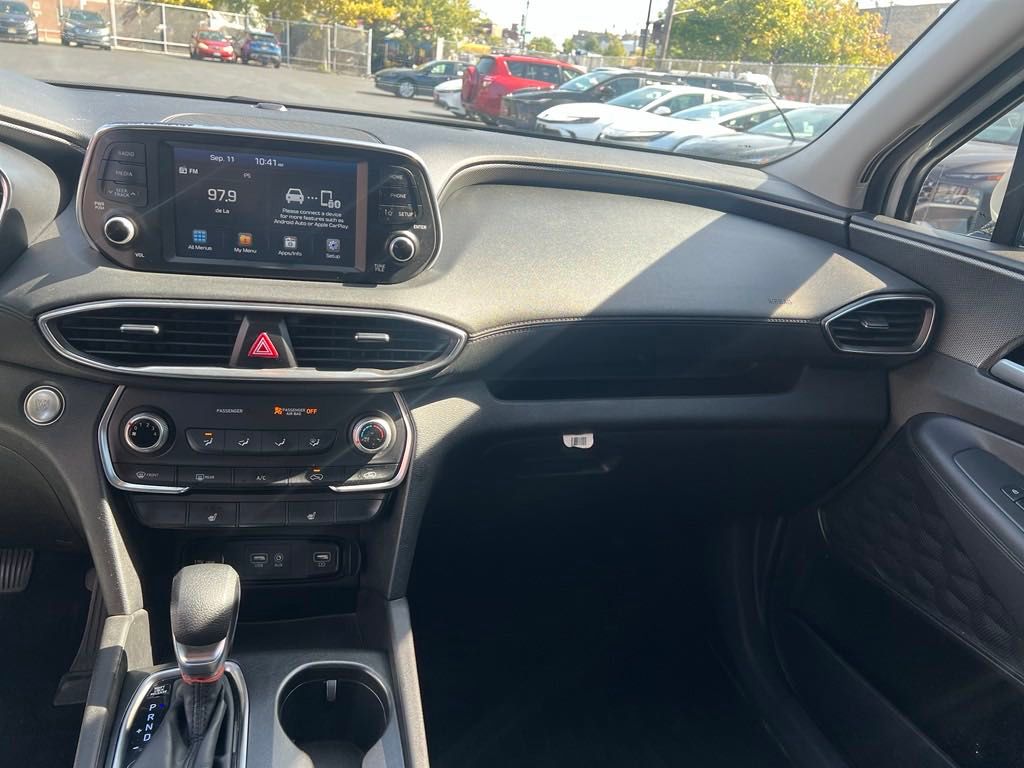 2019 Hyundai Santa Fe SEL 2.4 17