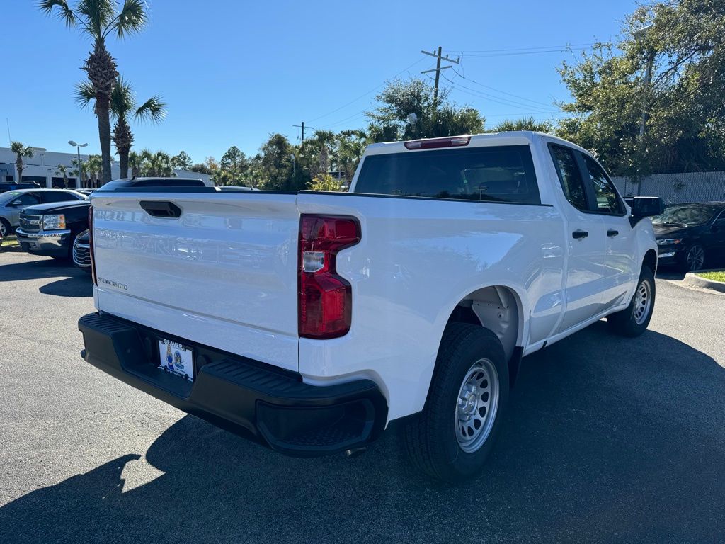 2025 Chevrolet Silverado 1500 WT 8