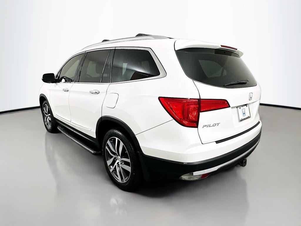 Thumbnail: 2016 Honda Pilot - 7