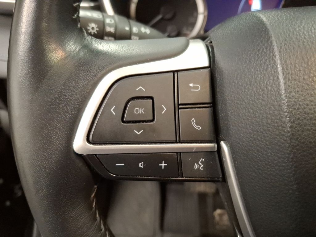 Used 2024 Toyota Highlander SUV