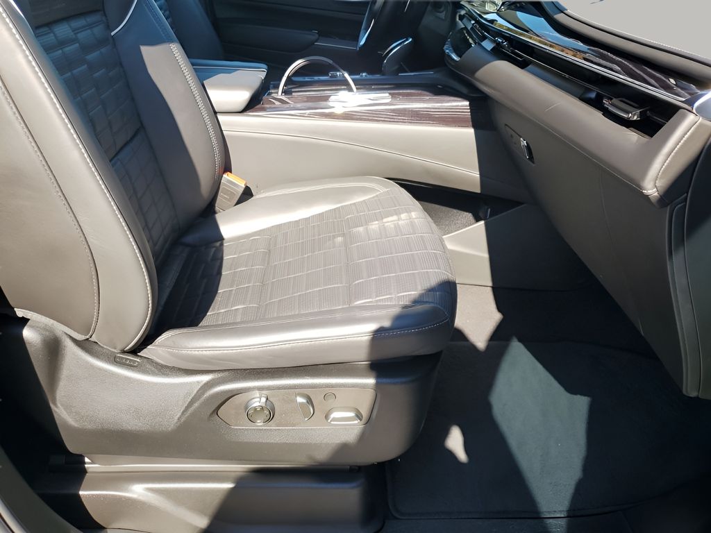 Used Car 2023 Cadillac Escalade  V-series For Sale Under $120,000 In Austin, Texas